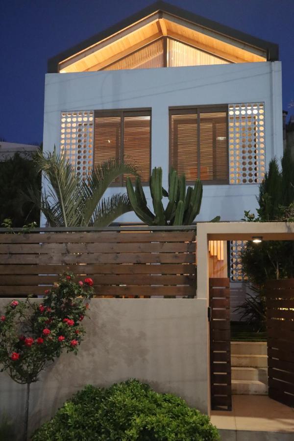 Fos Villa, A Luxe House With Private Heated Pool Galatás Екстериор снимка