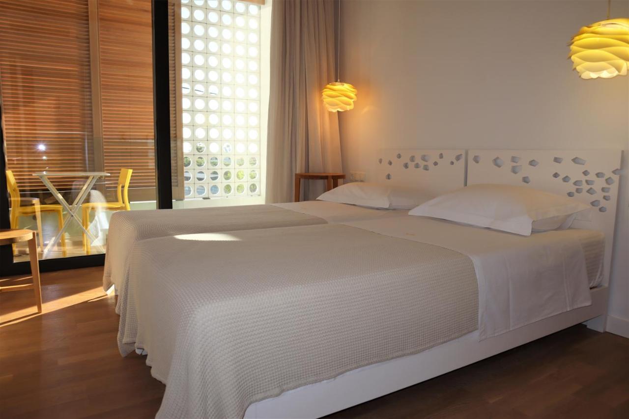 Fos Villa, A Luxe House With Private Heated Pool Galatás Екстериор снимка