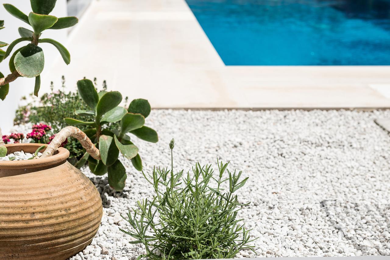 Fos Villa, A Luxe House With Private Heated Pool Galatás Екстериор снимка